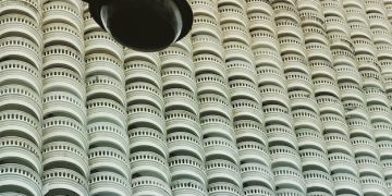 Money Market Funds: Navigating Liquidity and Stability in 2025 - Cover Image