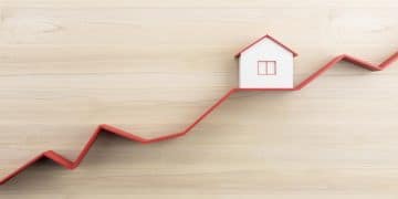 What's the 2025 Forecast? Federal Reserve Rate Hikes & Mortgage Rates - Cover Image